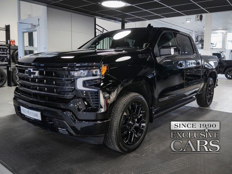 Ny 2025 Chevrolet Silverado Van | 1 248 750 kr (Marknadspris) - Bild 1/4