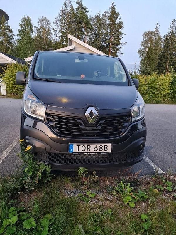 Svart Begagnad 2019 Renault Trafic Van | 130 000 kr (Marknadspris) - Bild 1/2