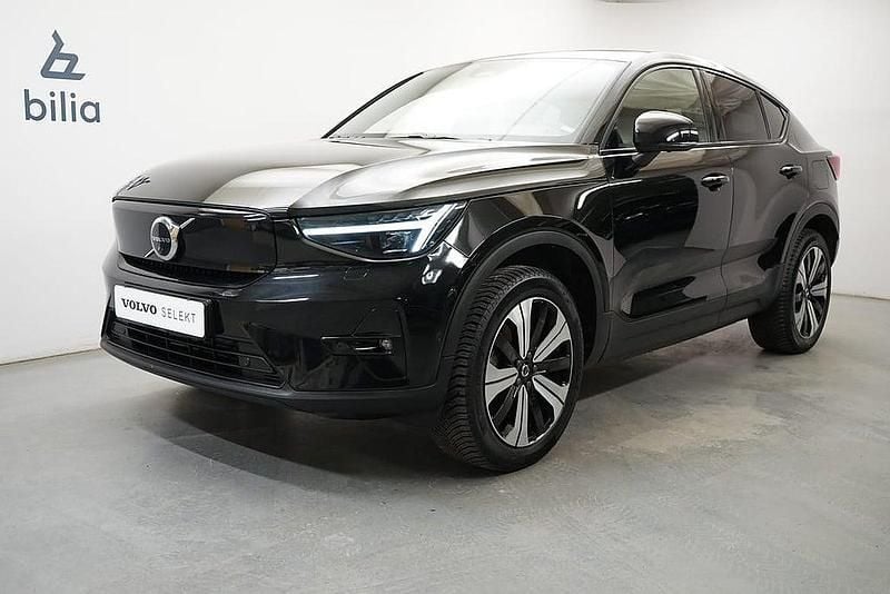 Svart Begagnad 2022 Volvo C40 Ultimate SUV | 384 900 kr (Marknadspris) - Bild 1/3
