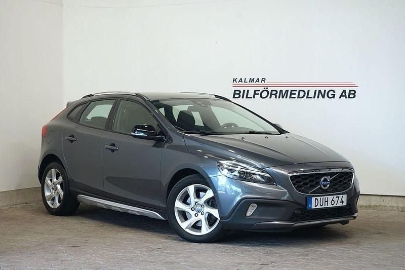 Begagnad Volvo V40 CC Summum 150 HK (110 kW) 2013 Grå Kombi
