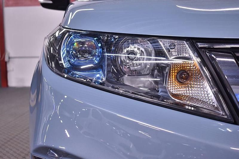 Begagnad Suzuki Vitara 140 HK (102 kW) 2019 Grå SUV