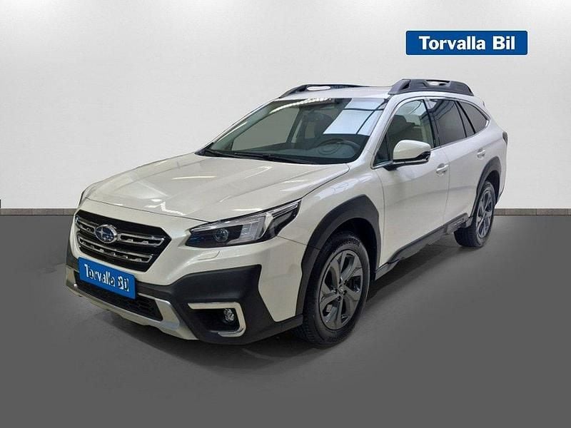 Vit Begagnad 2022 Subaru Outback SUV | 339 900 kr (Bra pris) - Bild 1/4
