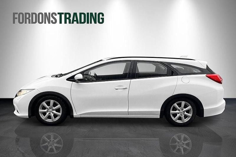 Begagnad Honda Civic Sport 120 HK (88 kW) 2014 Vit Kombi