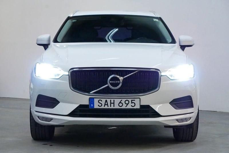 Begagnad Volvo XC60 Momentum 191 HK (140 kW) 2018 Vit SUV
