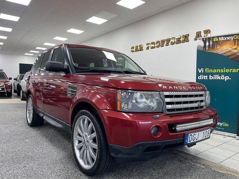 Mörkröd (röd) Begagnad 2008 Land Rover Range Rover SUV | 99 900 kr - Bild 1/4