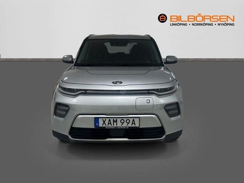 Begagnad Kia Soul EV Advance 150 kW (204 HK) 2019 /kcs/ sparkling silver m SUV