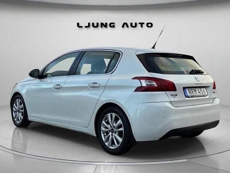 Begagnad Peugeot 308 Allure 120 HK (88 kW) 2014 Vit Halvkombi
