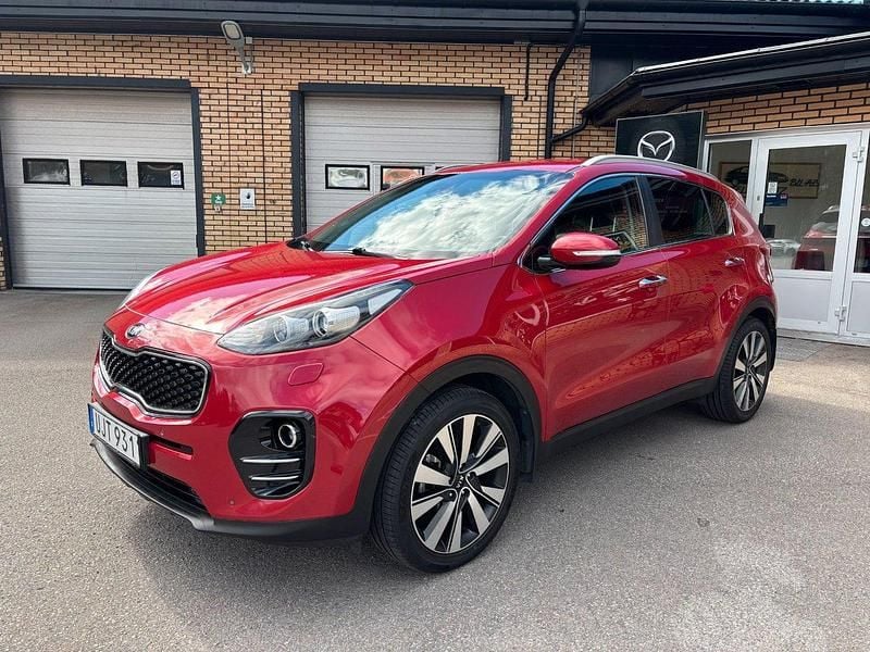 Röd Begagnad 2016 Kia Sportage Advance SUV | 162 500 kr (Lite dyr) - Bild 1/4