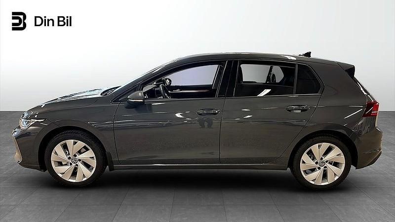 Begagnad VW Golf VIII Edition 150 HK (110 kW) 2024 Mörkgrå Halvkombi