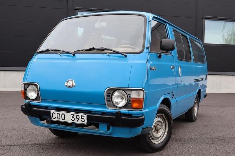Begagnad Toyota HiAce 87 HK (63 kW) 1979 Blå Van