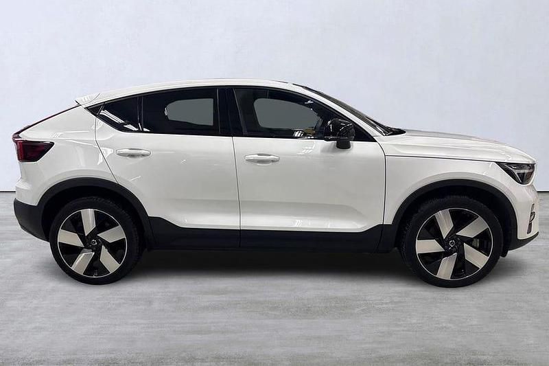 Begagnad Volvo C40 Core 172 kW (234 HK) 2023 Vit SUV