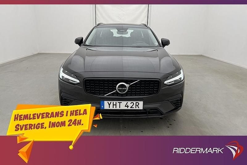 Begagnad Volvo V90 Ultimate 253 HK (186 kW) 2023 Grå Kombi
