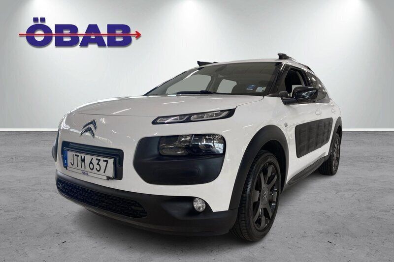 Vit Begagnad 2015 Citroën C4 Cactus PureTech Halvkombi | 88 900 kr (Marknadspris) - Bild 1/4