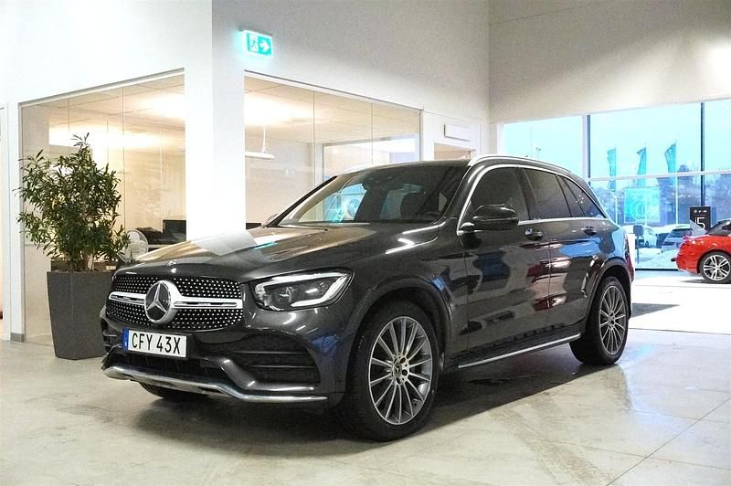 Begagnad Mercedes GLC300 AMG line 245 HK (180 kW) 2019 Grå SUV
