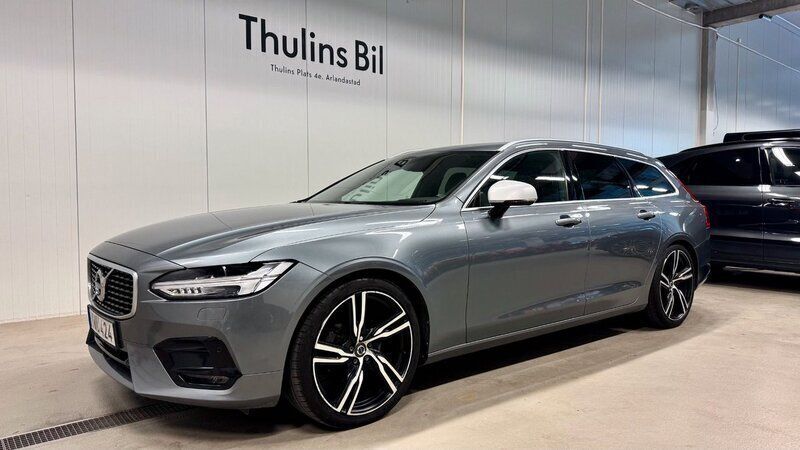 Grå Begagnad 2017 Volvo V90 R-Design Kombi | 269 900 kr (Marknadspris) - Bild 1/4