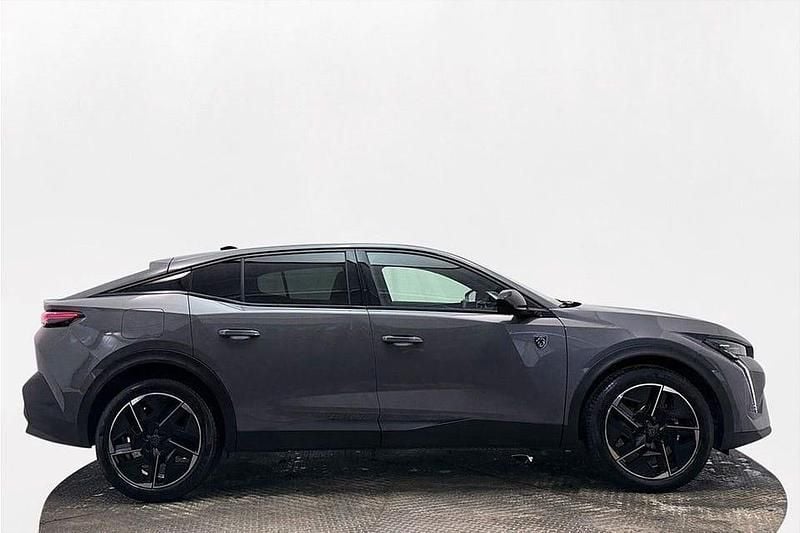 Grå Begagnad 2024 Peugeot 408 SUV | 279 800 kr - Bild 1/3