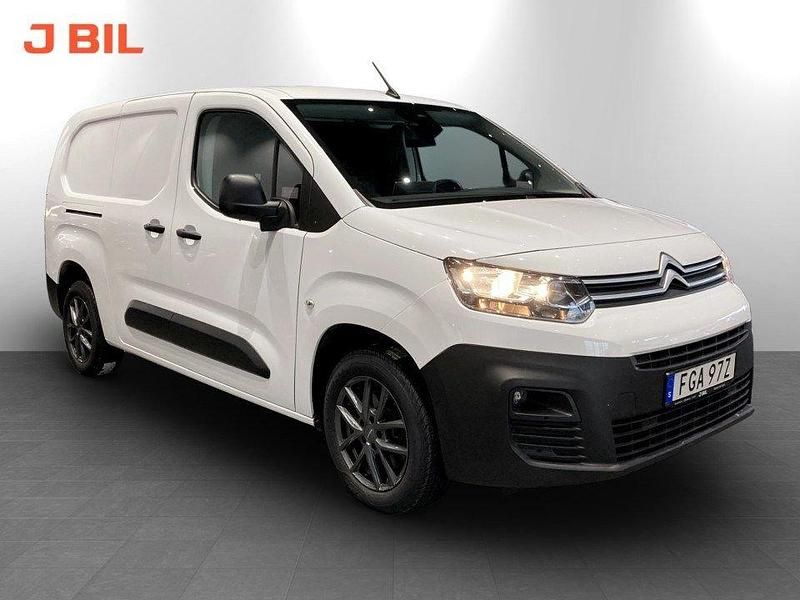 Vit Begagnad 2020 Citroën Berlingo Business Class Minibuss | 219 900 kr (Dyr) - Bild 1/4
