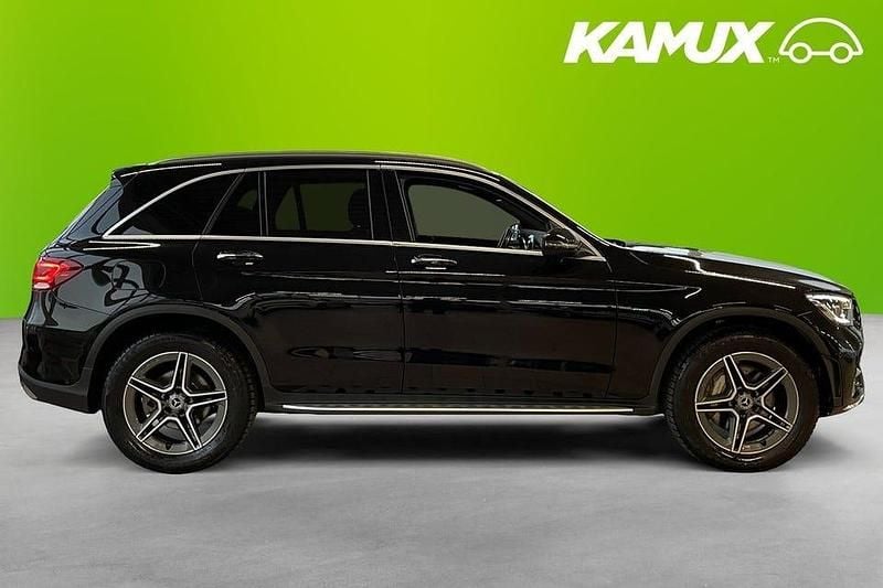 Begagnad Mercedes GLC300 Premium 320 HK (235 kW) 2020 Svart SUV