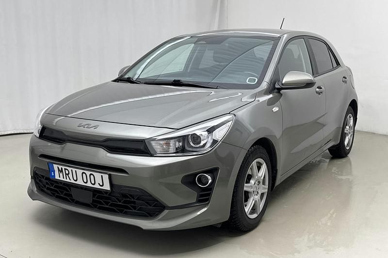 Begagnad Kia Rio 100 HK (73 kW) 2022 Grön