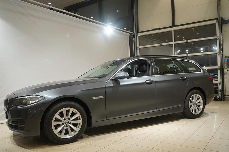 Begagnad BMW 520 M Sport 190 HK (139 kW) 2015 Grå Kombi