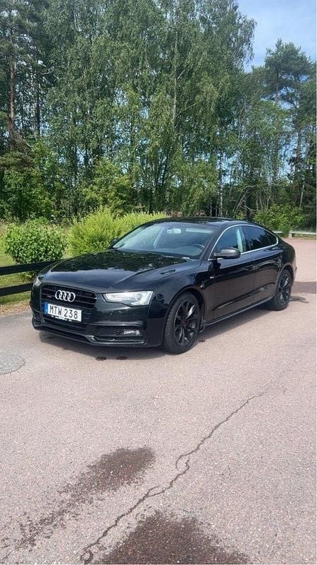 Svart Begagnad 2016 Audi A5 S-Line Sportkupé | 209 900 kr (Dyr) - Bild 1/4