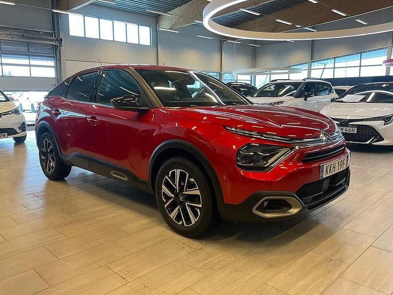 Begagnad Citroën C4 PureTech 131 HK (96 kW) 2021 Röd Halvkombi