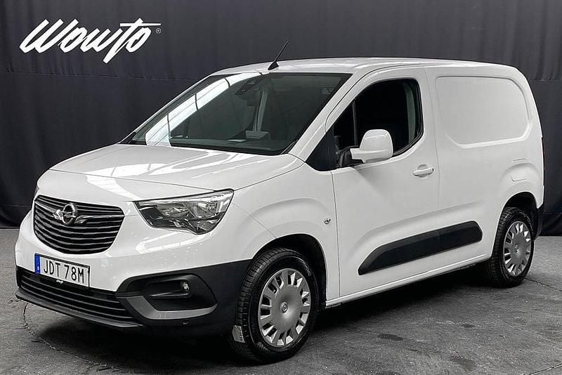 Begagnad Opel Combo Business 131 HK (96 kW) 2020 Vit Minibuss