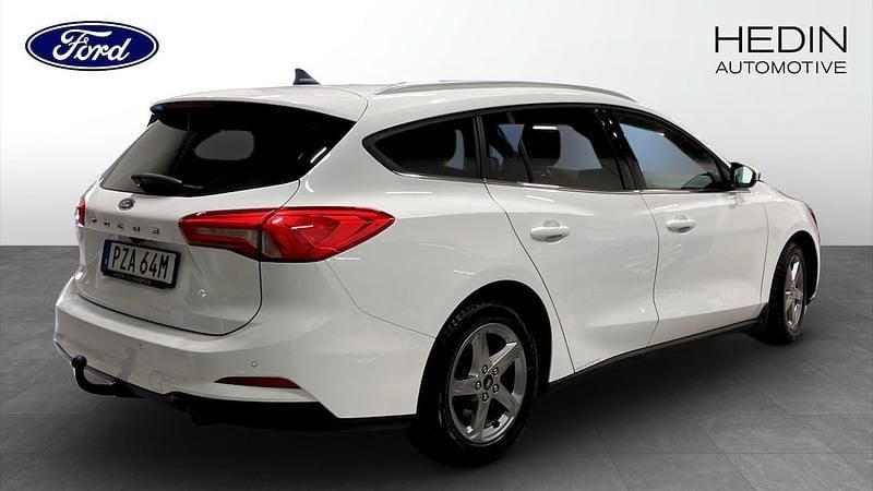 Begagnad Ford Focus Titanium 120 HK (88 kW) 2020 Vit Kombi