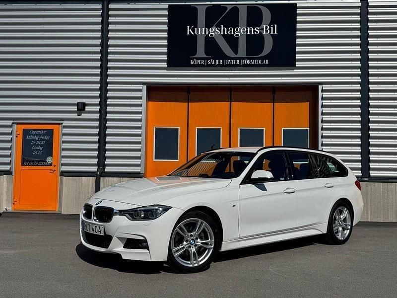 Vit Begagnad 2017 BMW 320 M Sport Kombi | 174 900 kr (Marknadspris) - Bild 1/4