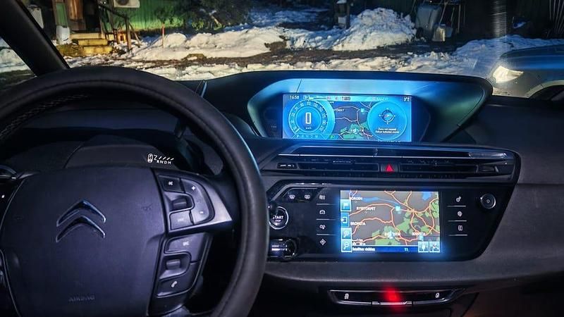 Begagnad Citroën Grand C4 Picasso 120 HK (88 kW) 2016 Minibuss