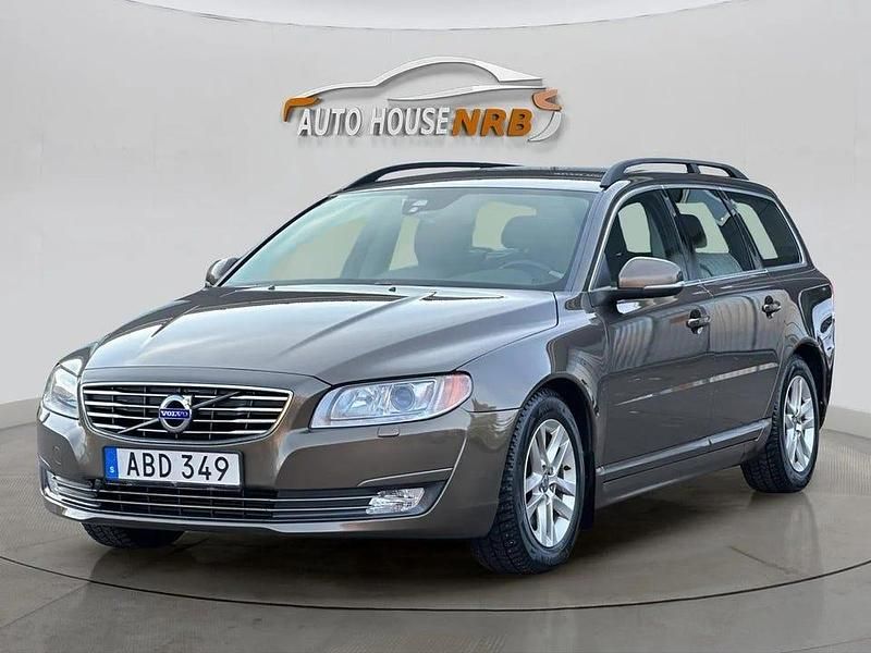 Begagnad Volvo V70 116 HK (85 kW) 2014 Brun Kombi