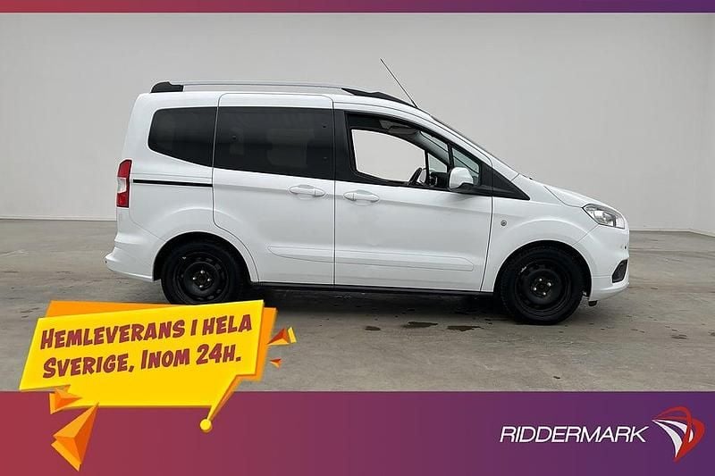 Begagnad Ford Tourneo 101 HK (74 kW) 2018 Vit Minibuss