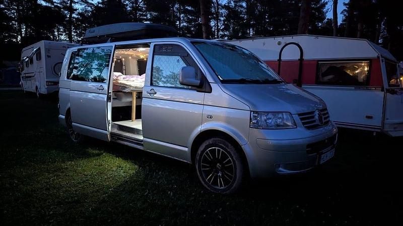 Begagnad VW Caravelle 131 HK (96 kW) 2008 Minibuss