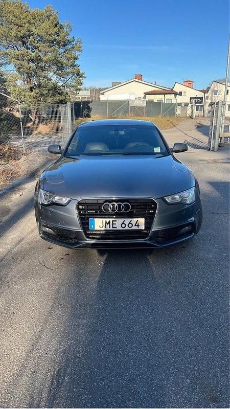 Begagnad Audi A5 Sportback 177 HK (130 kW) 2014 Halvkombi