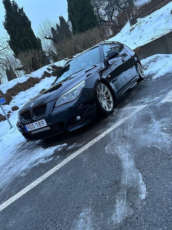 Begagnad 2010 BMW 523 Kombi | 65 000 kr (Dyr) - Bild 1/4