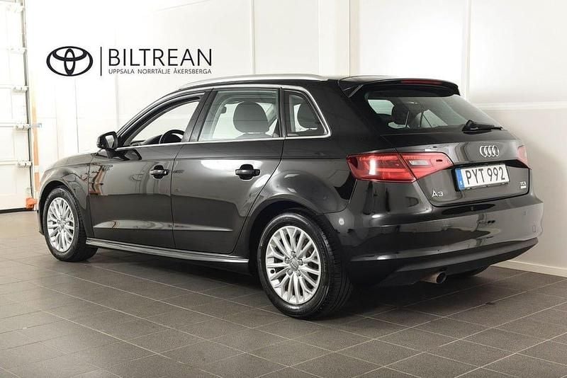 Begagnad Audi A3 Attraction 110 HK (80 kW) 2016 Svart