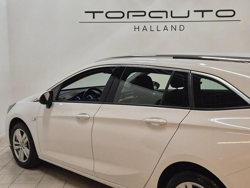Begagnad Opel Astra Sport 146 HK (107 kW) 2020 Vit Kombi