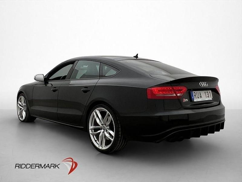 Begagnad Audi A5 333 HK (244 kW) 2011 Svart Sportkupé