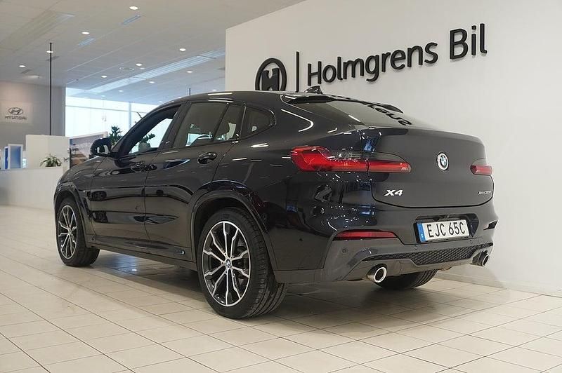 Begagnad BMW X4 M Sport 265 HK (194 kW) 2020 Svart SUV