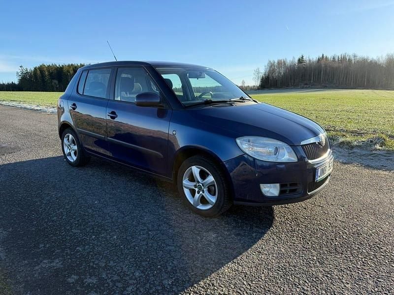 Begagnad 2010 Skoda Fabia Halvkombi | 49 900 kr (Marknadspris) - Bild 1/4