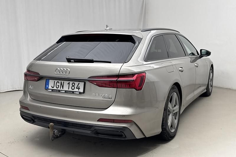 Begagnad Audi A6 S-Line 367 HK (269 kW) 2021 Ljusbrun Kombi