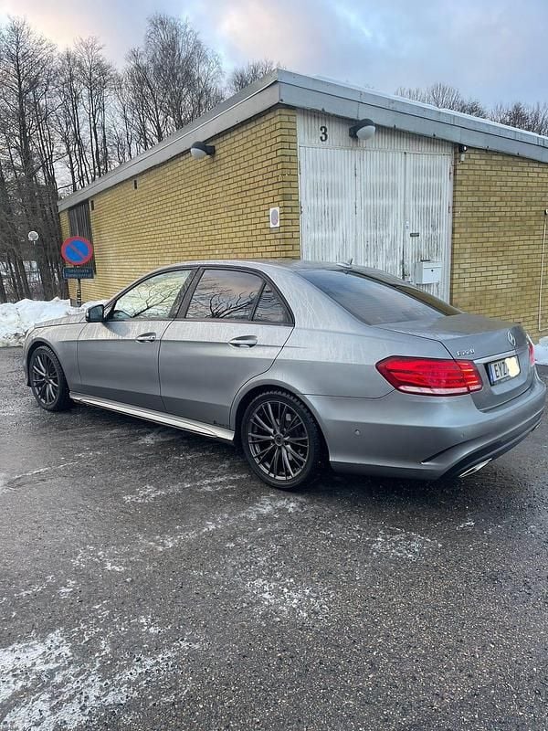 Begagnad Mercedes E220 170 HK (125 kW) 2015