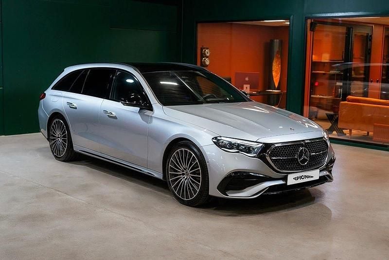 Silver Begagnad 2023 Mercedes E300 AMG line Kombi | 759 900 kr - Bild 1/4