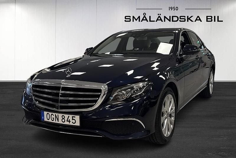 Blå Begagnad 2020 Mercedes E220 Exclusive Sedan | 299 000 kr (Superpris) - Bild 1/3
