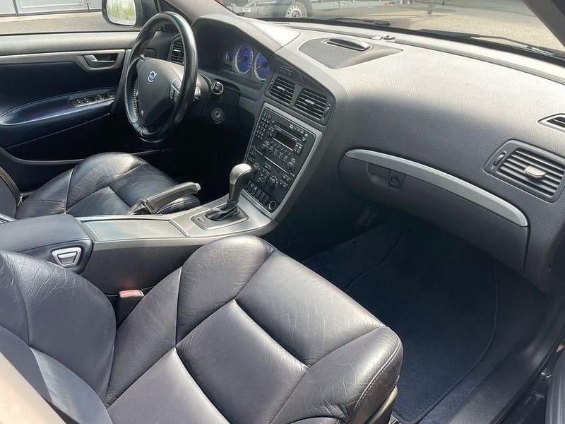 Begagnad Volvo V70 301 HK (221 kW) 2007 Svart (svartmetallic) Kombi