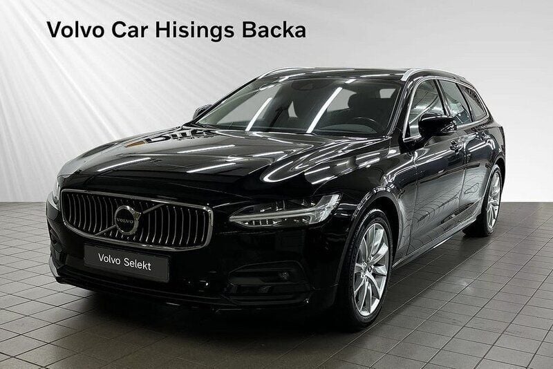 Svart Begagnad 2020 Volvo V90 Momentum Kombi | 298 900 kr (Marknadspris) - Bild 1/3