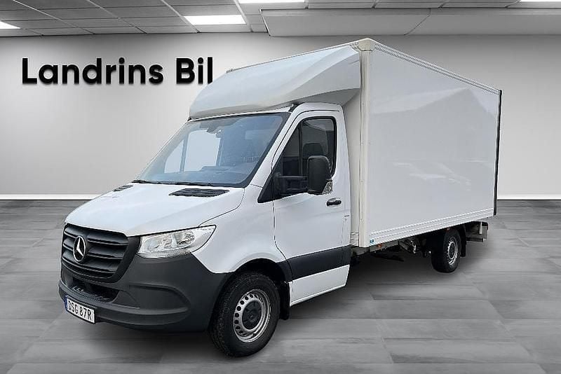 Arktisk vit Begagnad 2023 Mercedes Sprinter Van | 537 375 kr (Dyr) - Bild 1/4