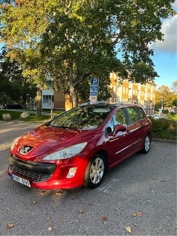 Röd Begagnad 2009 Peugeot 308 Kombi | 25 000 kr (Lite dyr) - Bild 1/4