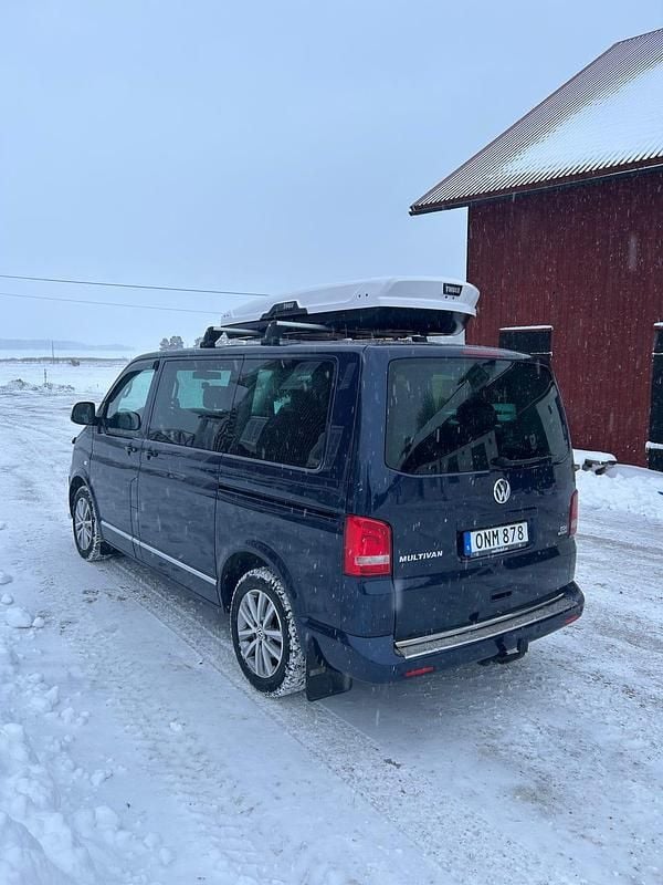 Begagnad VW Multivan 180 HK (132 kW) 2012
