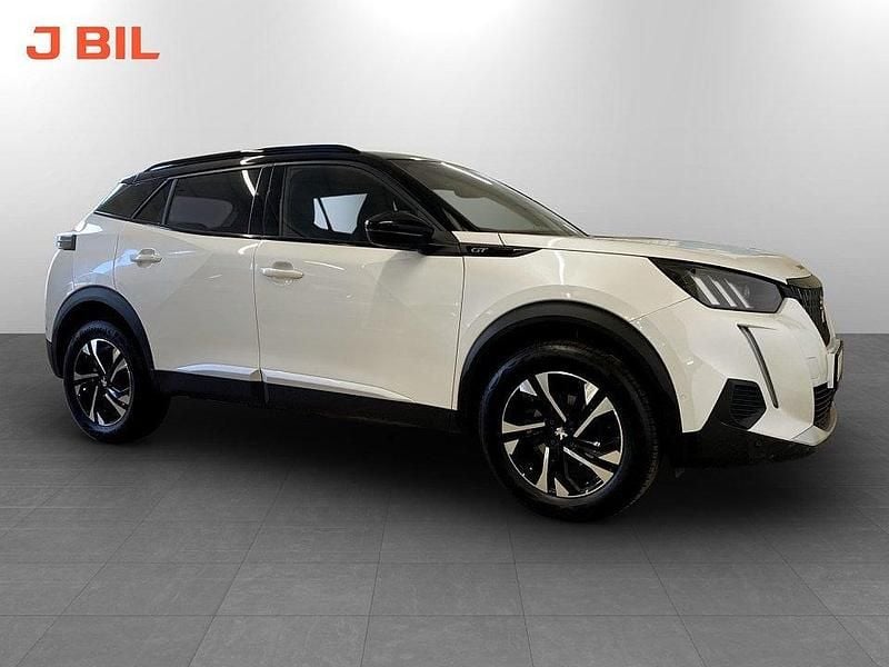 Vit Begagnad 2023 Peugeot 2008 GTi SUV | 219 900 kr (Marknadspris) - Bild 1/4